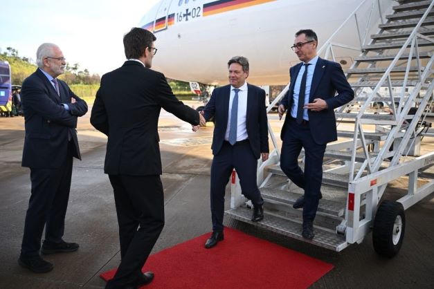 Habeck und Özdemir am Amazonas - Sorge vor mehr Abholzung