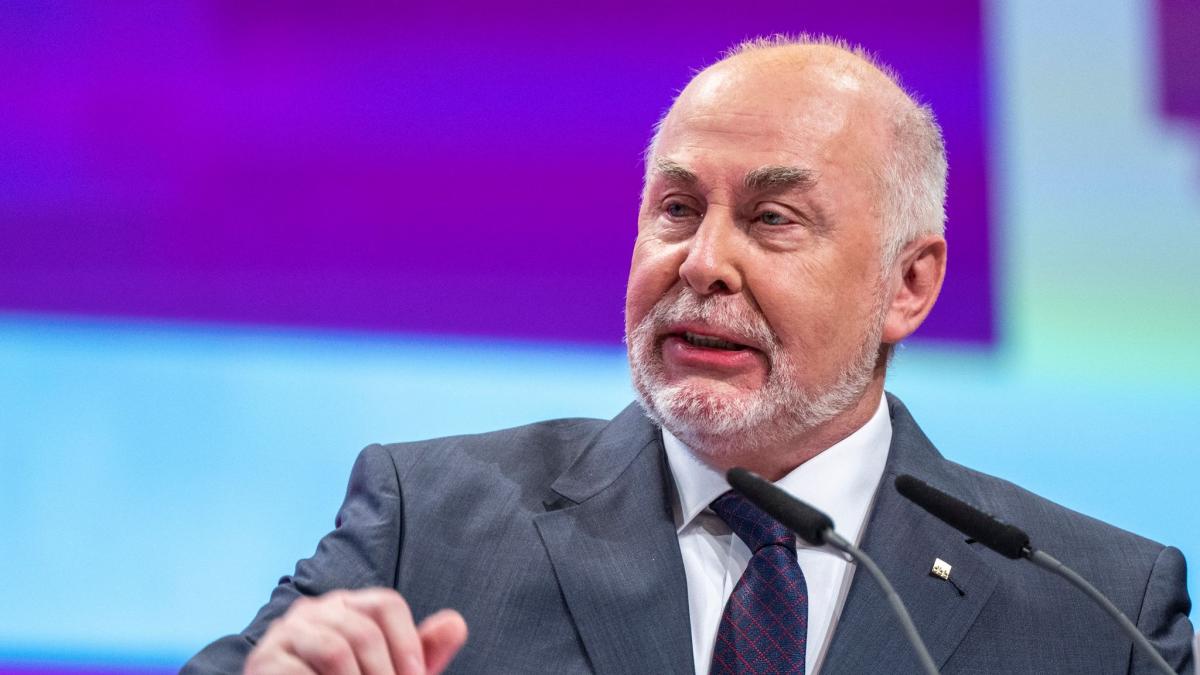 Tarifkonflikt im öffentlichen Dienst - Urabstimmung bei Gewerkschaften möglich