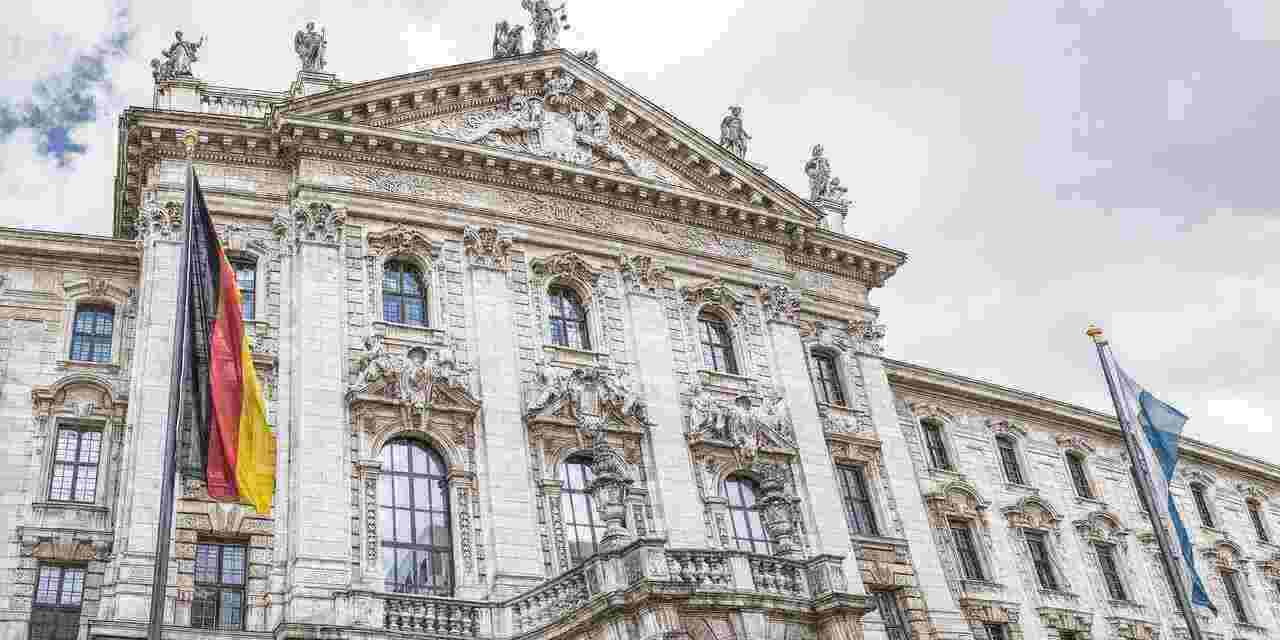 Münchner Staatsanwaltschaft hat vier Manager wegen illegalen Exports von Überwachungssoftware angeklagt