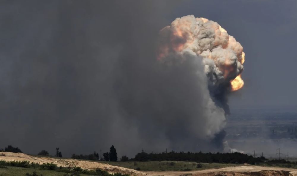 Explosionen in Munitionslager auf der Krim nach ukrainischen Drohnenangriff