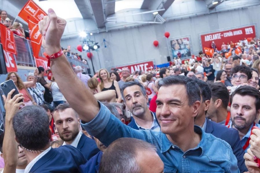 Spanien steht vor einem Rechtsruck da vorgezogene Neuwahlen stattfinden