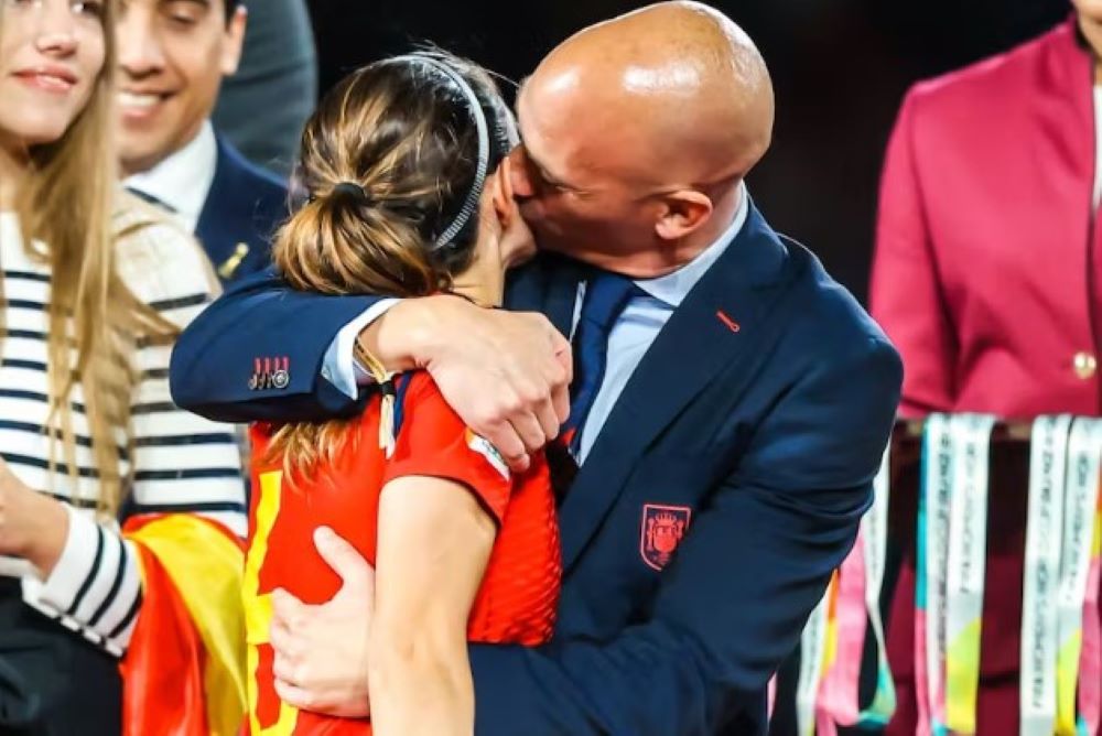 Die Fifa eröffnet ein Disziplinarverfahren gegen Luis Rubiales