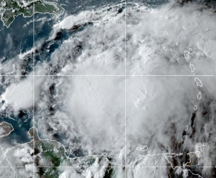 Der Tropensturm Franklin trifft Haiti und die Dominikanische Republik
