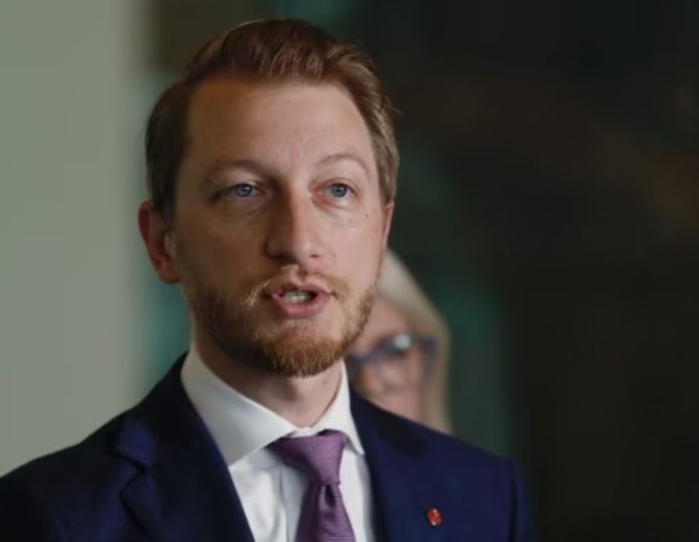 Die britische Spionagesaga sei ein "Weckruf" für das australische Parlament sagt die Opposition