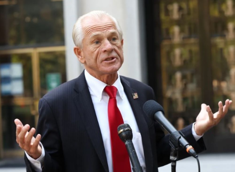 Ehemaliger Trump-Berater Navarro wegen Missachtung des Kongresses verurteilt