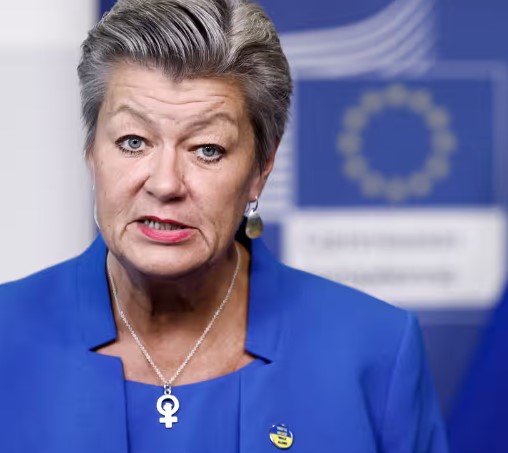 EU "sehr besorgt" über den im Iran inhaftierten schwedischen Beamten Johan Floderus