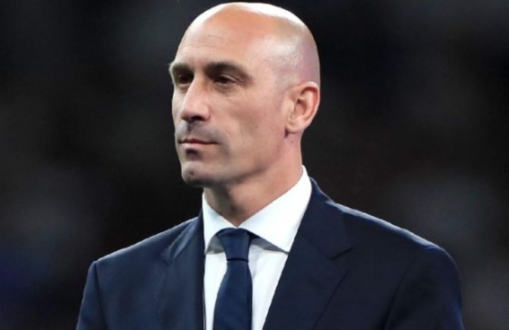 FIFA sperrt Rubiales für drei Jahre wegen erzwungenem Kuss