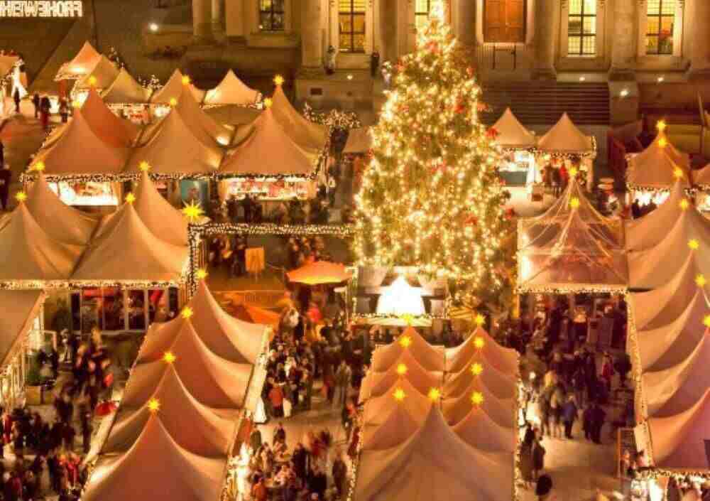 Zahlreiche Weihnachtsmärkte in Deutschland öffnen am Montag