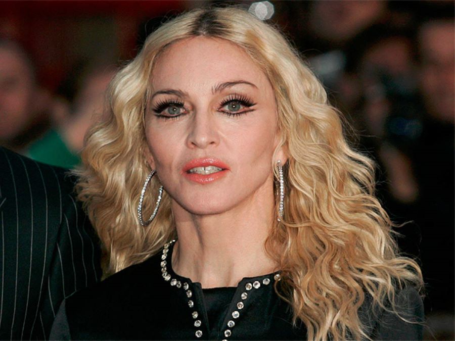 Madonna "Queen of Pop" lässt Fans stundenlang warten