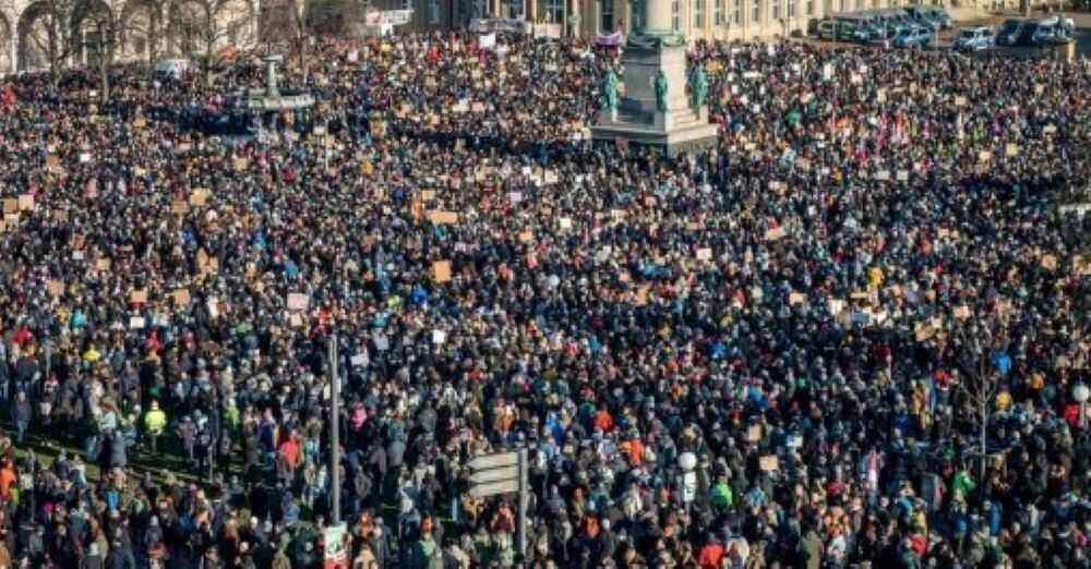 Kampf gegen Rechts-extremismus mit Dialog und breiten Bündnissen