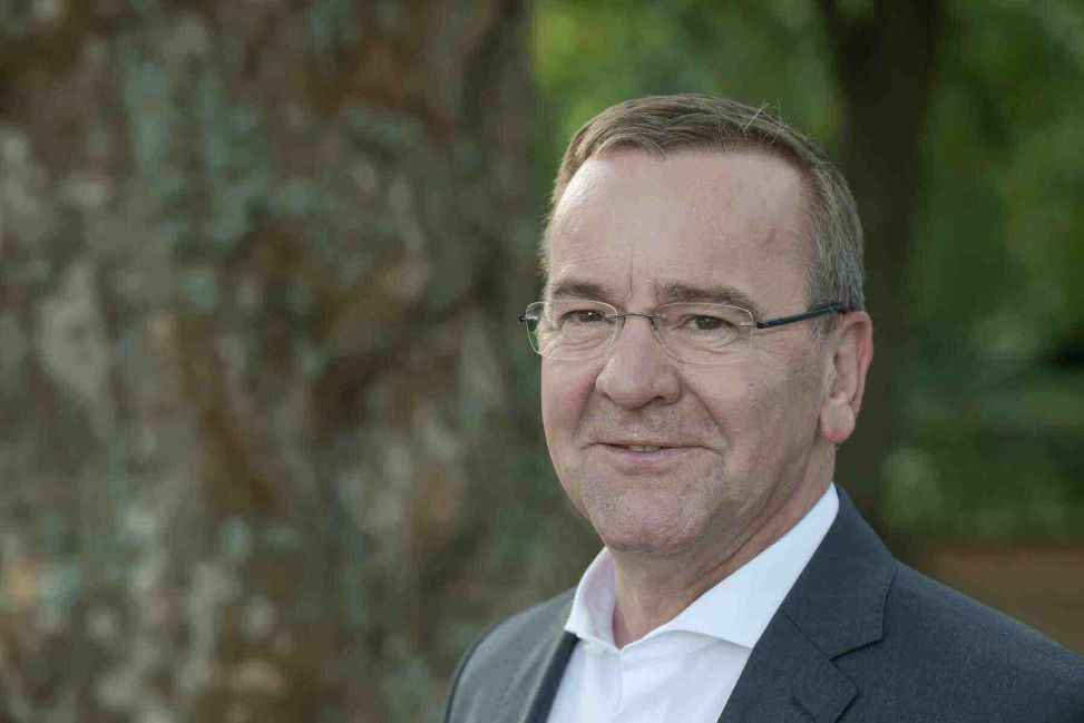 Bundesverteidigungsminister Pistorius ist dafür das deutsche Engagement in Bosnien und Herzegowina auszubauen