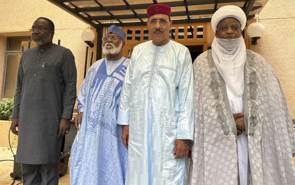 ECOWAS gibt bekannt das er die Sanktionen gegen Niger aufhebt