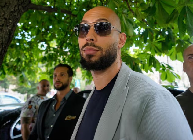 Influencer Tate droht nach Prozess in Rumänien Auslieferung nach Großbritannien