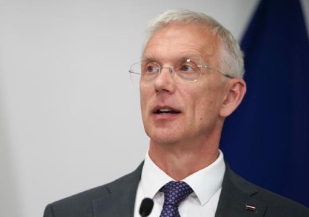 Lettlands Außenminister tritt nach Flugskandal zurück