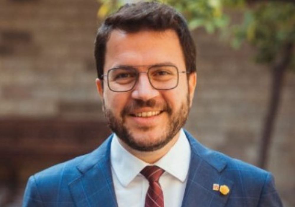 Spanien: Kataloniens Präsident fordert vorgezogene Neuwahlen für den 12. Mai