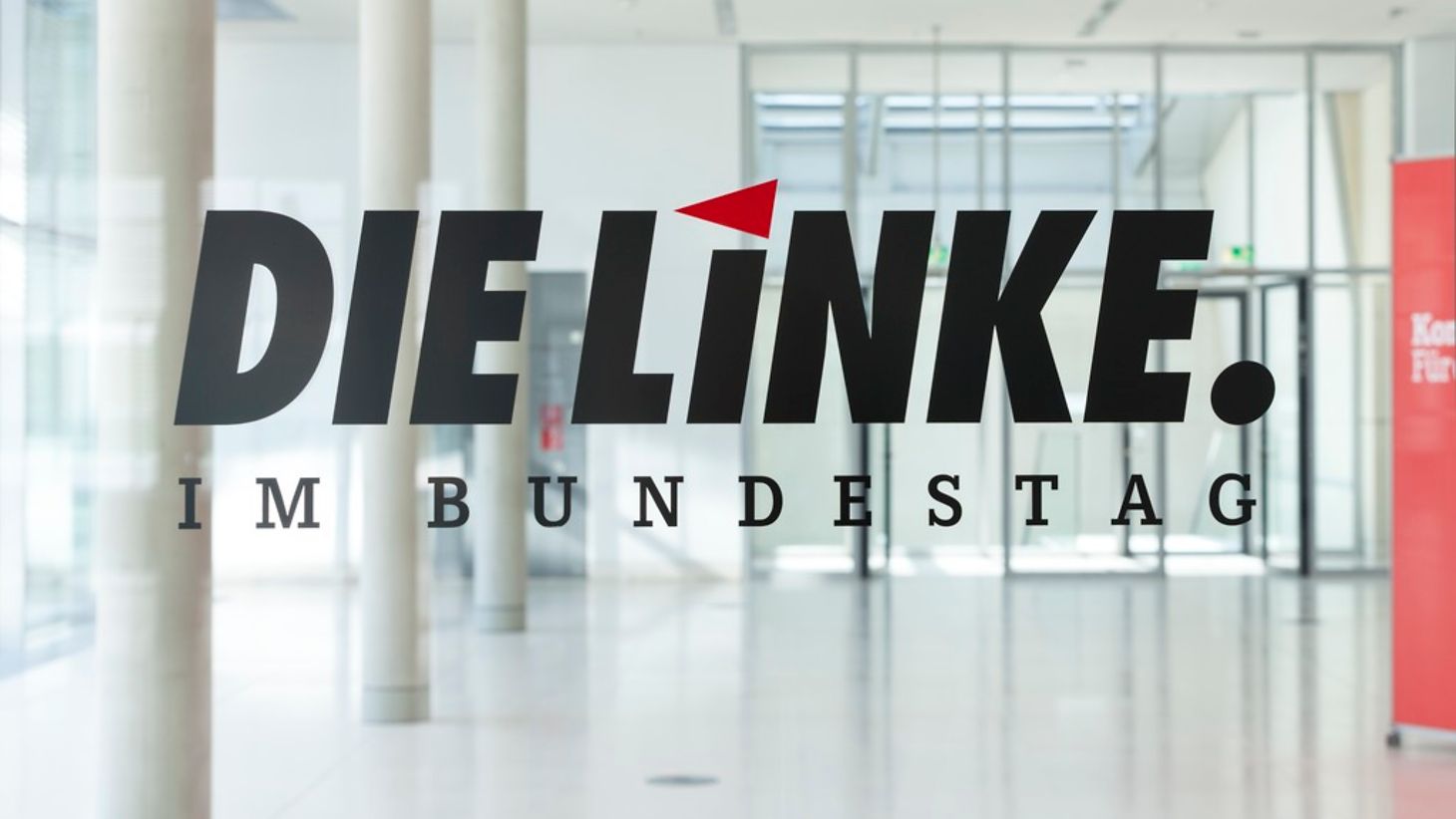 Linke fordert 15 Euro Mindestlohn