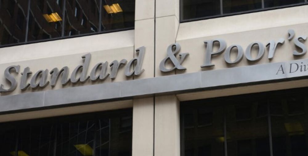 S&P stuft französische Kreditwürdigkeit von AA auf AA- herab