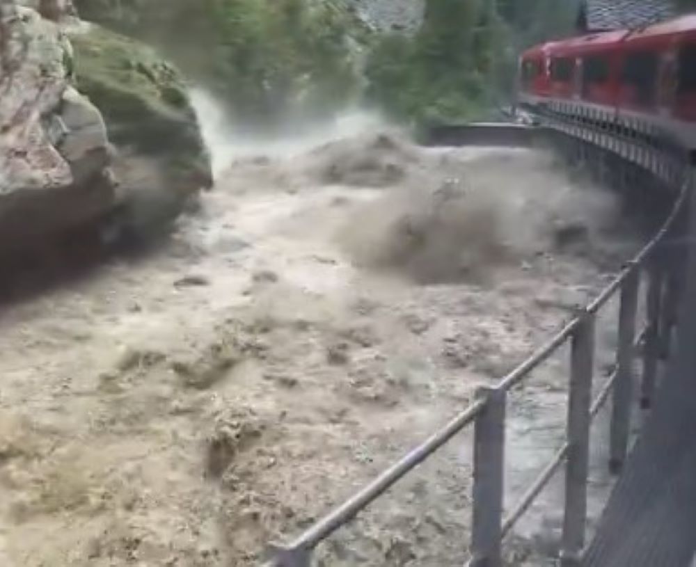 Hochwasserchaos im Wallis: Zermatt von Außenwelt isoliert