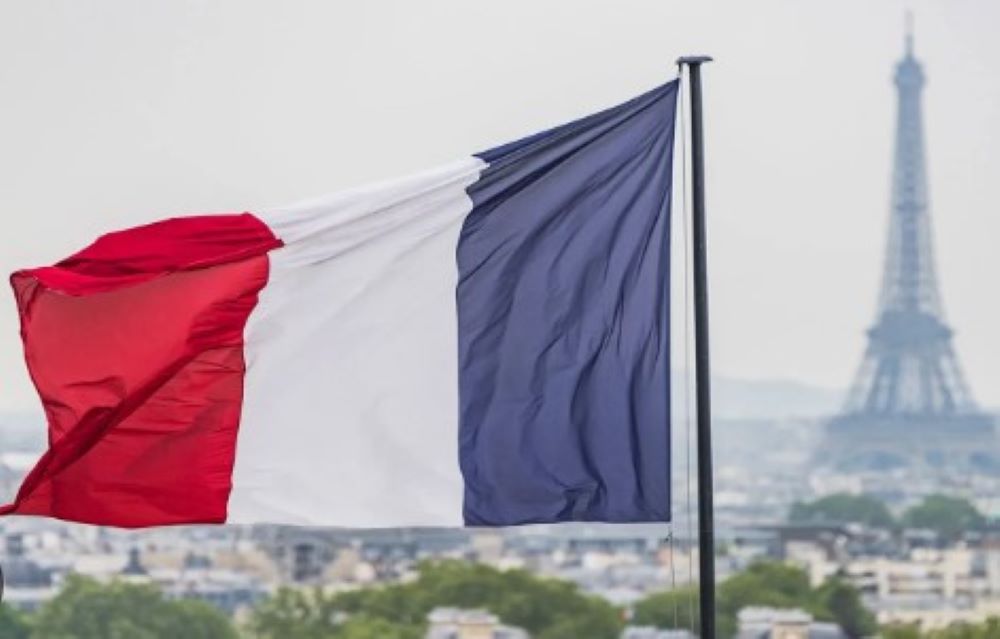 Frankreichs Zerreißprobe: Auf der Suche nach einer Regierungsmehrheit